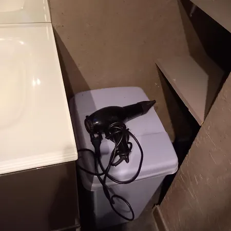 Loue Pour Les 24 Voiture بيت ضيافة *